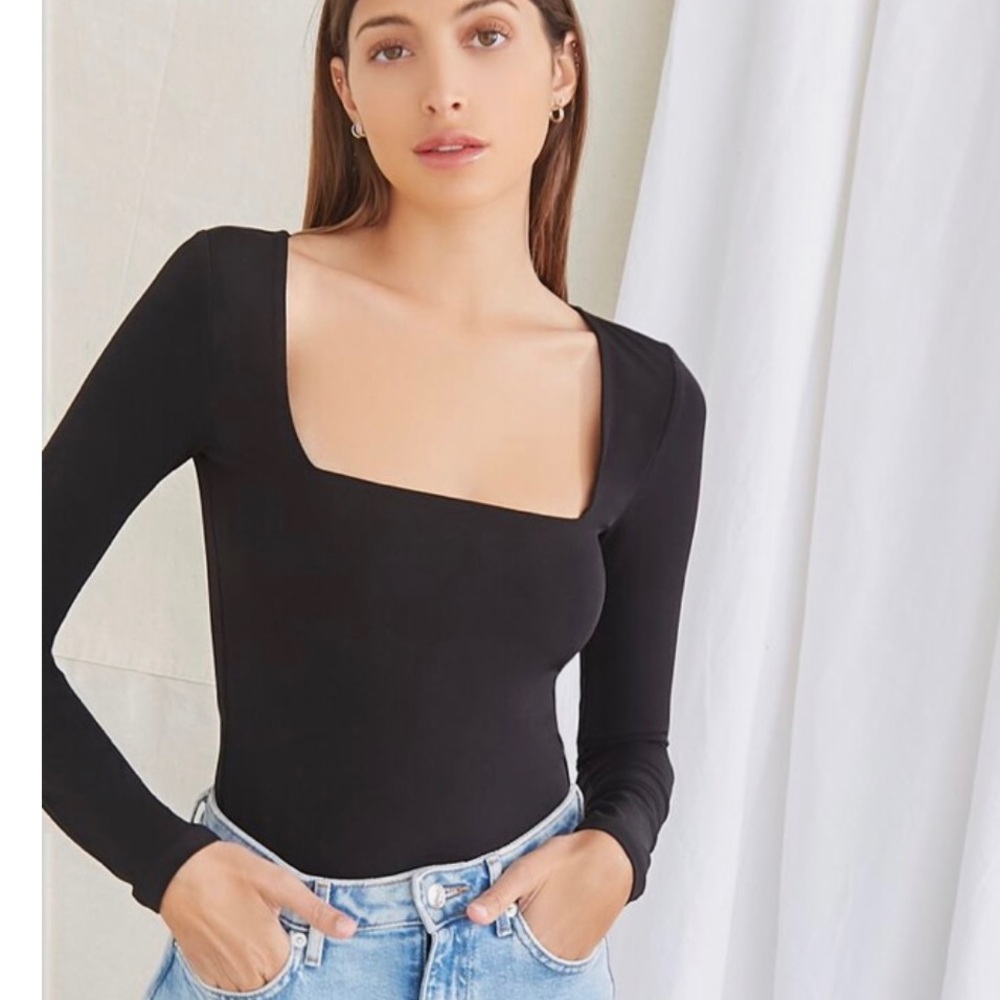 NWT Square Cut Long Sleeve Bodysuit, Size Small